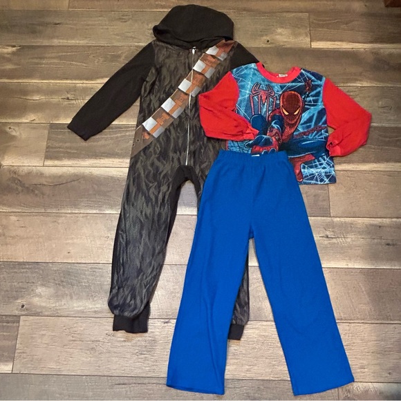 Boys Size 8 Pajama Bundle Spider Man Fleece Set and Start wars Chewbacca Onsie - Picture 1 of 12